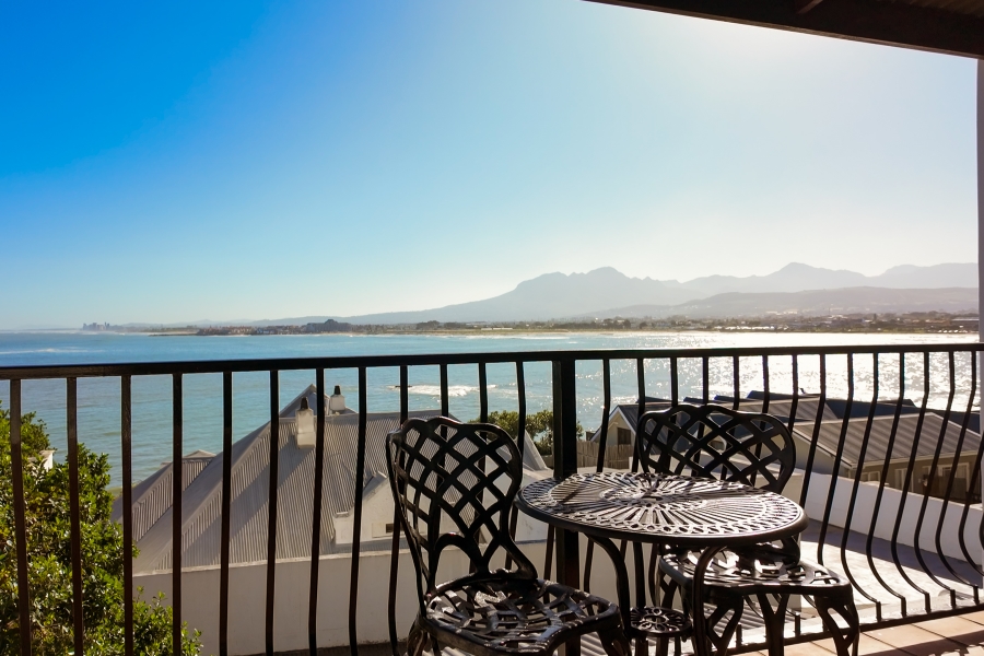 8 Bedroom Property for Sale in Gordons Bay Village Western Cape